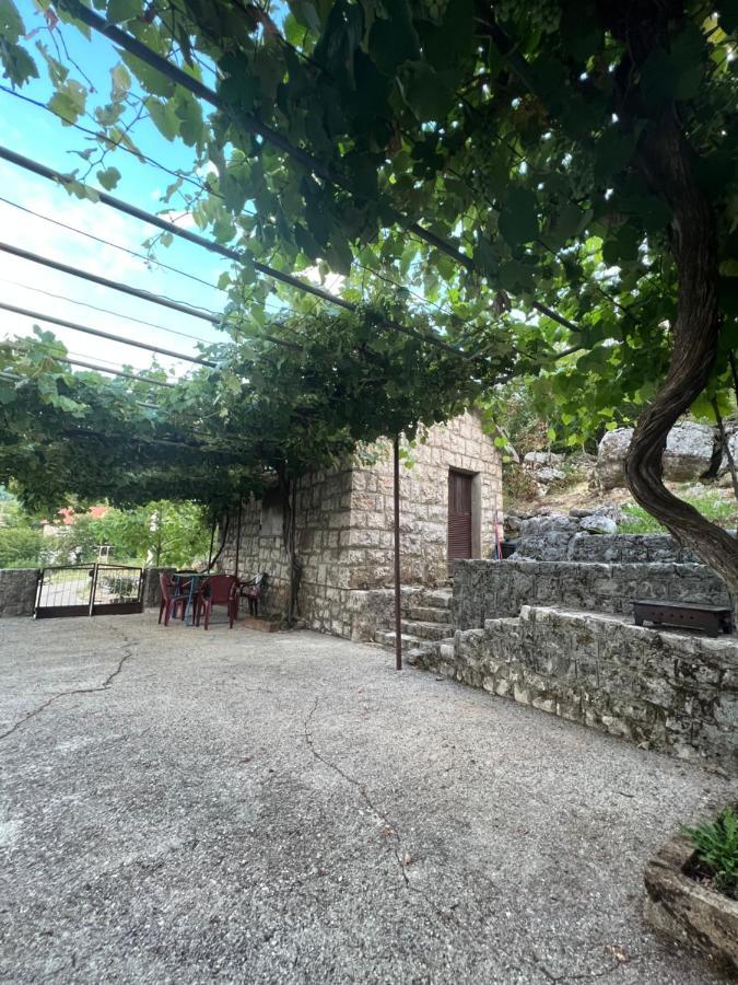 Kuca Za Odmor Villa Nikšić Екстериор снимка
